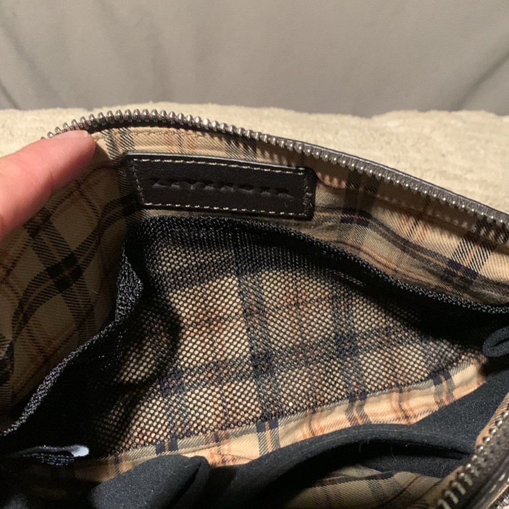 Levenger Pebbled Brown Leather travel size bag - Picture 3 of 9